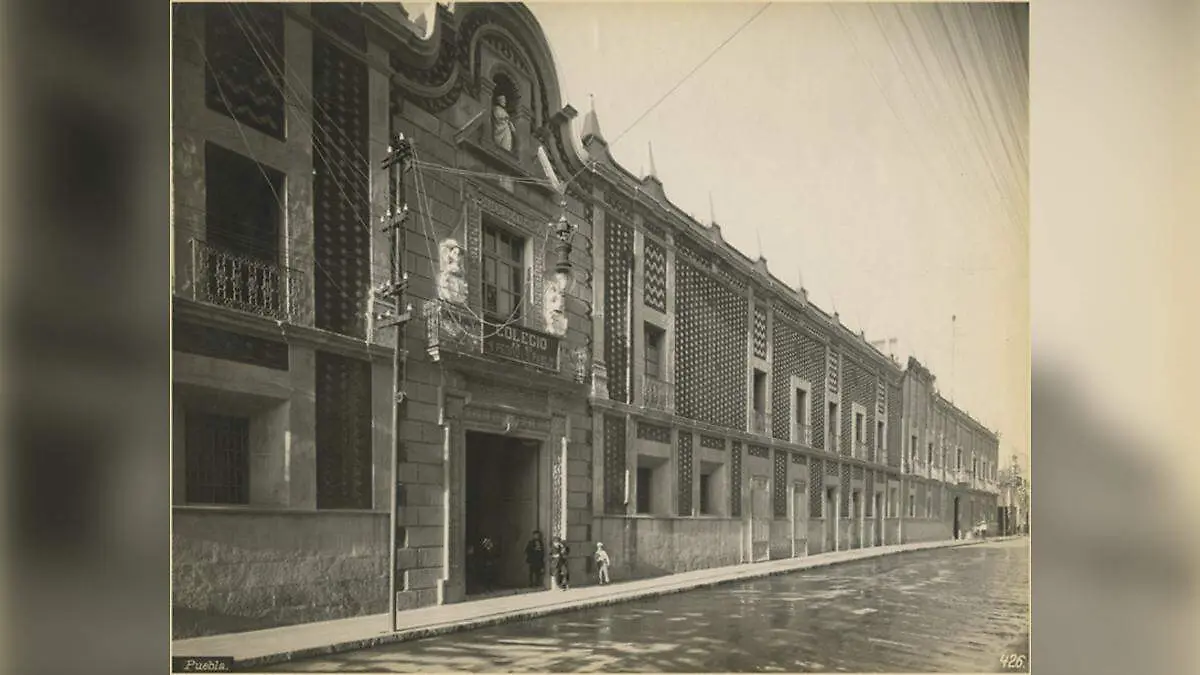 El Colegio de San Pedro fue fundado por Juan de Palafox y Mendoza